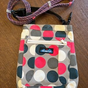 Kavu Keepalong Cross Body purse